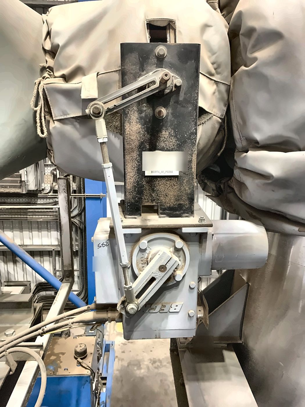Beck electric actuator linkage on a gasification air flow control valve